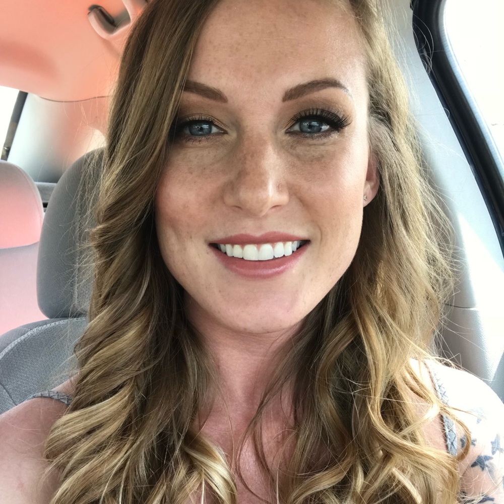 Meet your Posher, Alaina